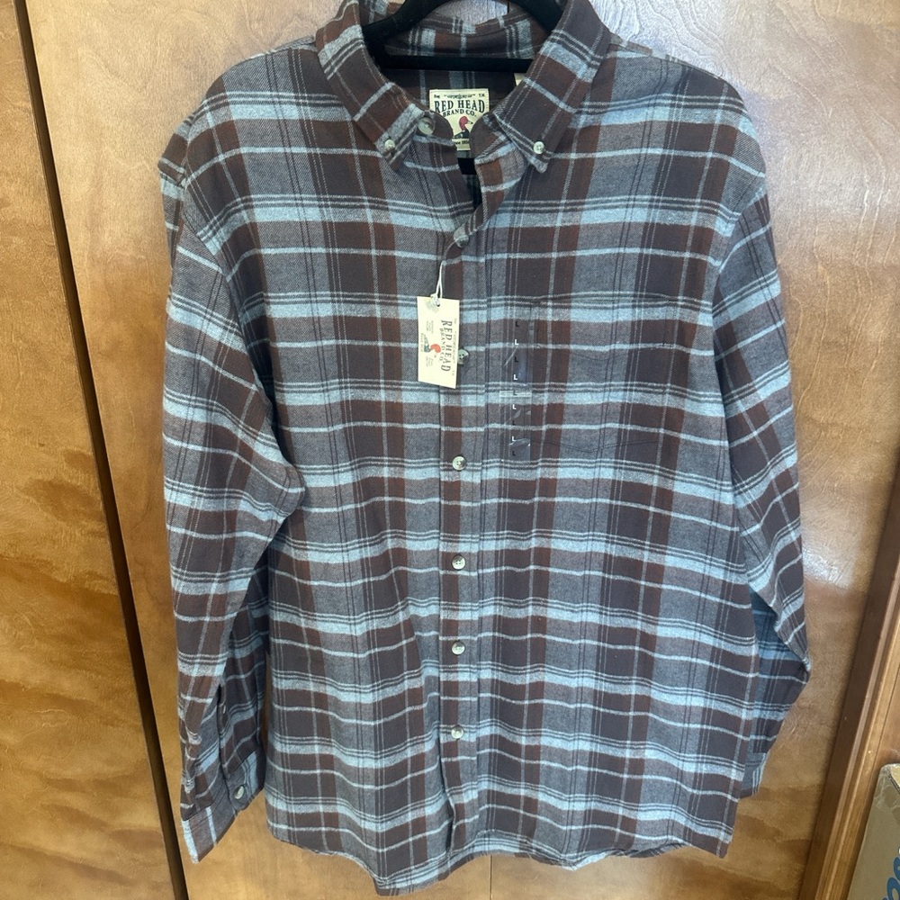 RedHead Men's Brown Plaid Button Down Shirt